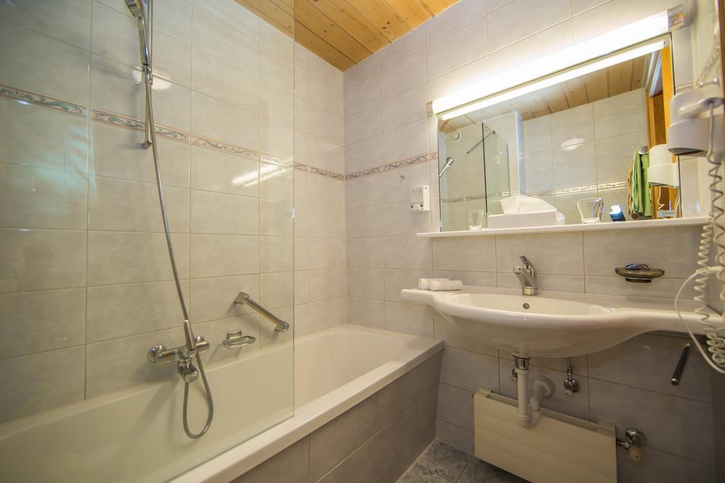 Hotel Cresta سامنون الغرفة الصورة